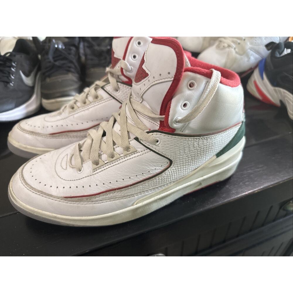 Size 9.5 - Air Jordan 2 Retro Origins NBS235 - Picture 3 of 5
